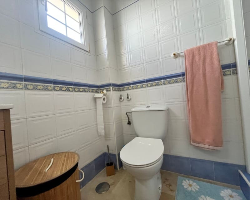 3 soveværelse Villa til salg i Playa Flamenca med swimmingpool garage - € 259.995 (Ref: 9926406)