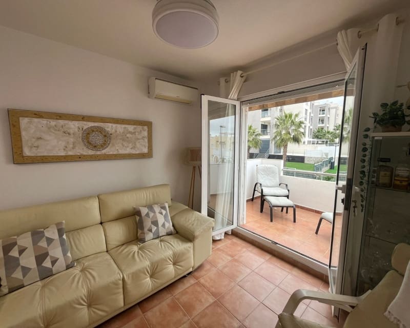 2 soveværelse Lejlighed til salg i Villamartin med swimmingpool garage - € 189.000 (Ref: 9926407)
