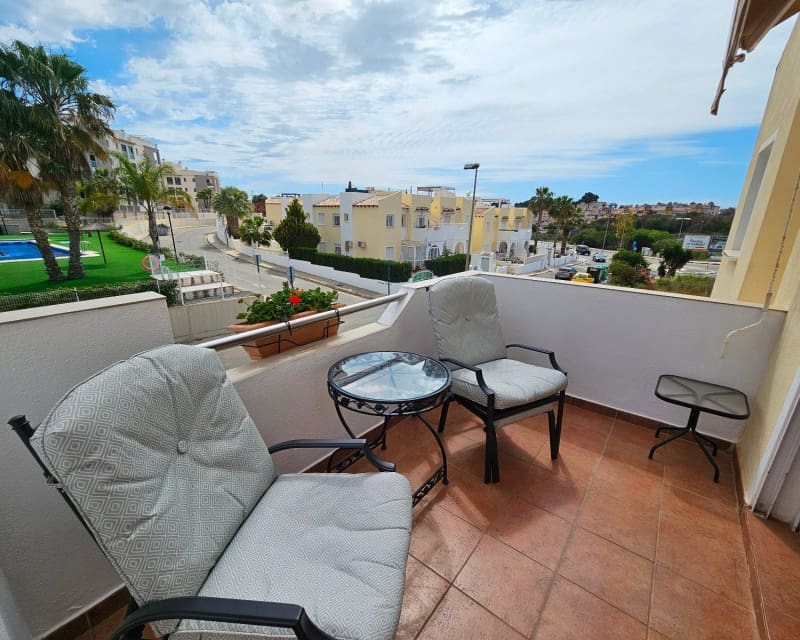 2 soveværelse Lejlighed til salg i Villamartin med swimmingpool garage - € 189.000 (Ref: 9926407)
