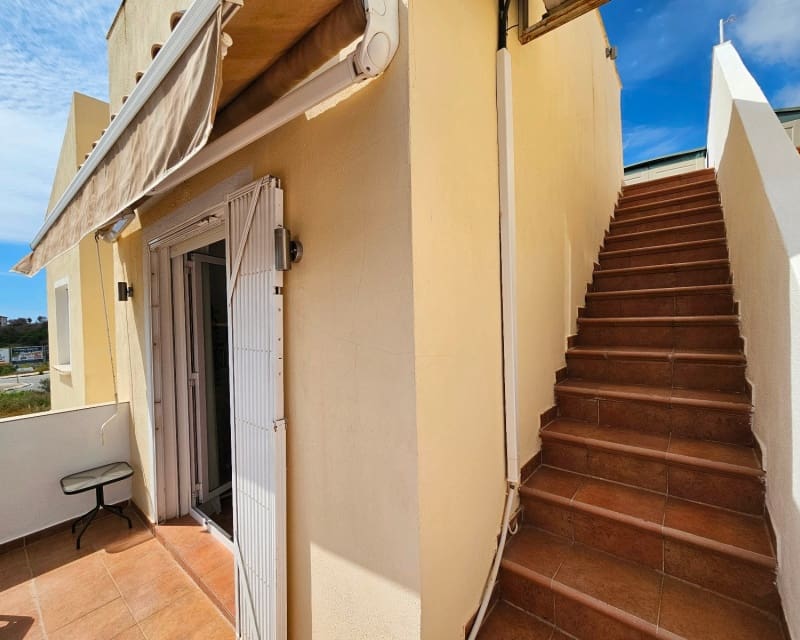 2 soveværelse Lejlighed til salg i Villamartin med swimmingpool garage - € 189.000 (Ref: 9926407)