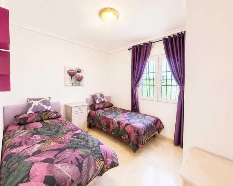 2 Zimmer Apartment zu verkaufen in Villamartin mit Pool - 239.995 € (Ref: 9926408)