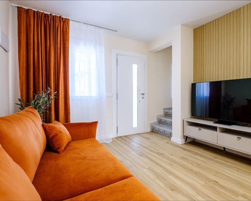 3 soveværelse Byhus til salg i Villamartin med swimmingpool - € 239.900 (Ref: 9926410)