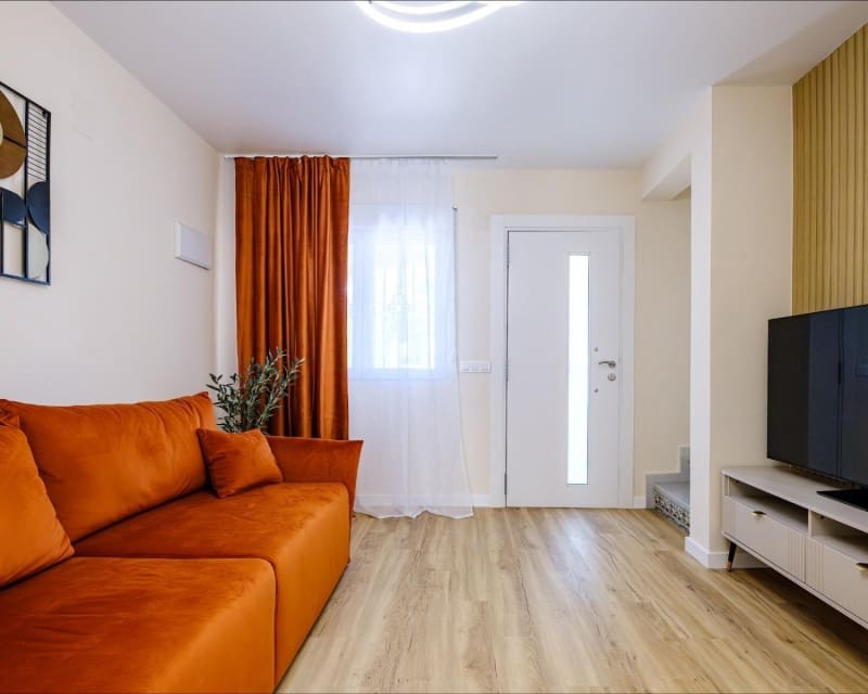 3 soveværelse Byhus til salg i Villamartin med swimmingpool - € 239.900 (Ref: 9926410)