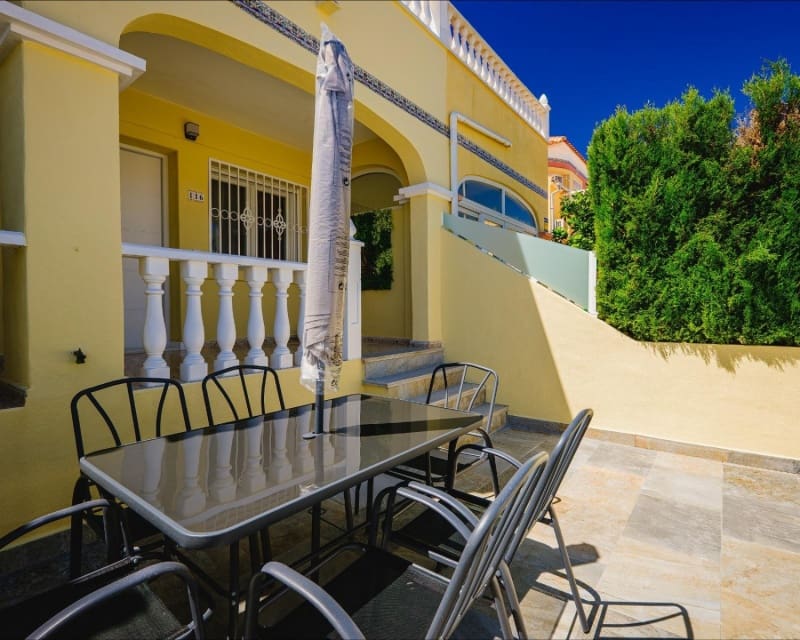 3 soveværelse Byhus til salg i Villamartin med swimmingpool - € 239.900 (Ref: 9926410)