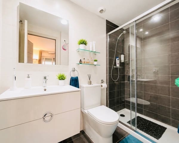 2 sypialnia Apartament na sprzedaż w Villamartin, Orihuela z basenem garażem - 235 000 € (Ref: 9926412)