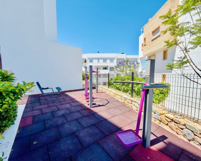 2 sypialnia Apartament na sprzedaż w Villamartin z basenem garażem - 235 000 € (Ref: 9926412)