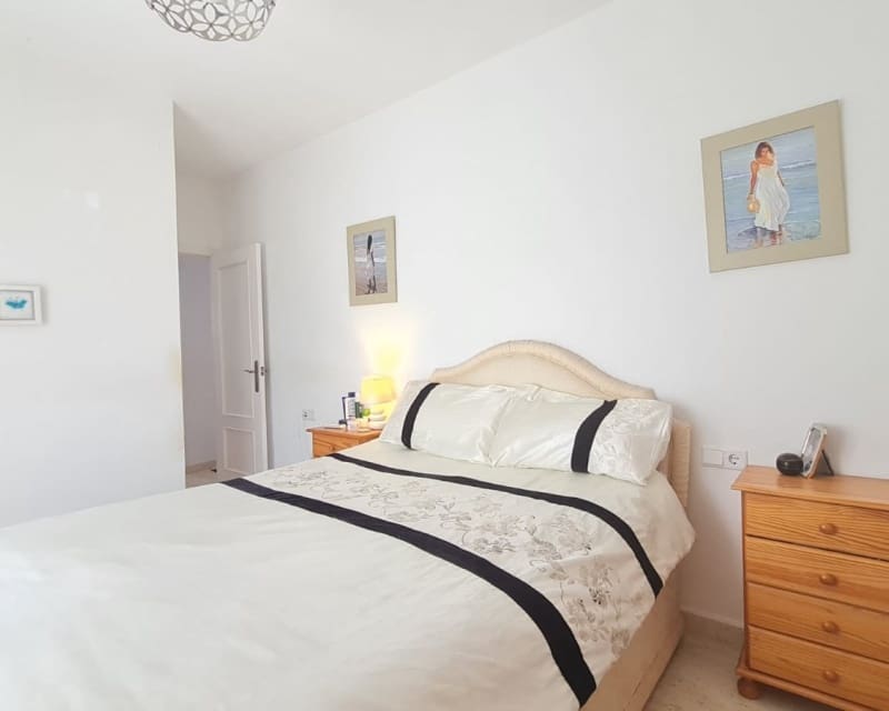 Chalet de 2 habitaciones en La Florida en venta con piscina garaje - 399.900 € (Ref: 9926414)