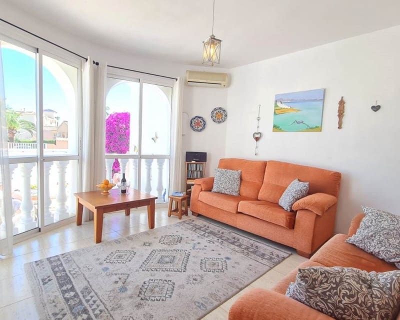 Chalet de 2 habitaciones en La Florida en venta con piscina garaje - 399.900 € (Ref: 9926414)