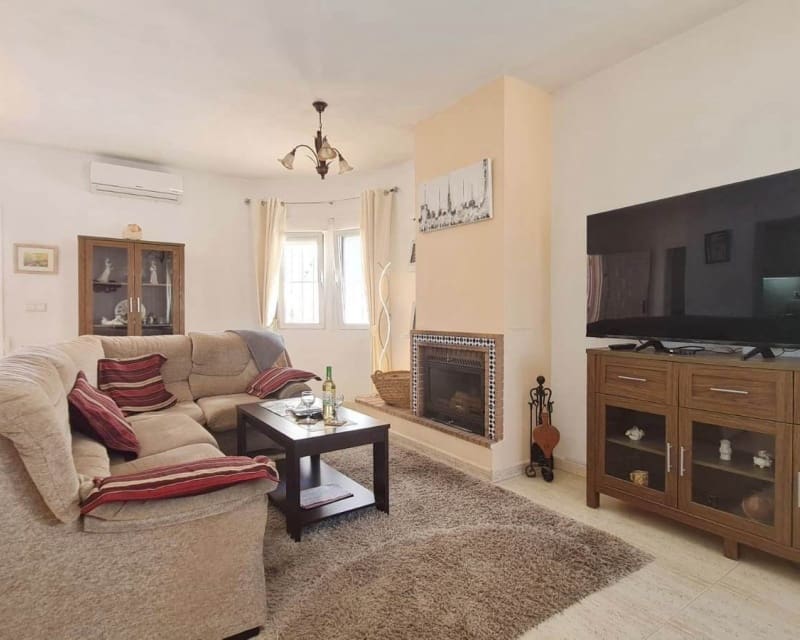 Chalet de 2 habitaciones en La Florida en venta con piscina garaje - 399.900 € (Ref: 9926414)
