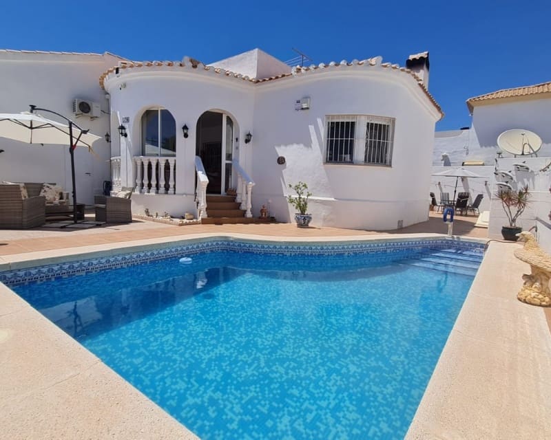 Chalet de 2 habitaciones en La Florida en venta con piscina garaje - 399.900 € (Ref: 9926414)