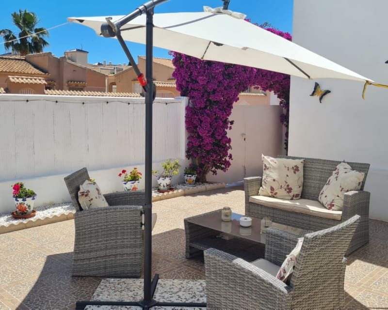 Chalet de 2 habitaciones en La Florida en venta con piscina garaje - 399.900 € (Ref: 9926414)