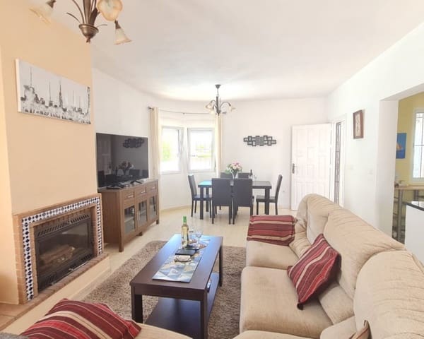 Chalet de 2 habitaciones en La Florida, Orihuela en venta con piscina garaje - 399.900 € (Ref: 9926414)