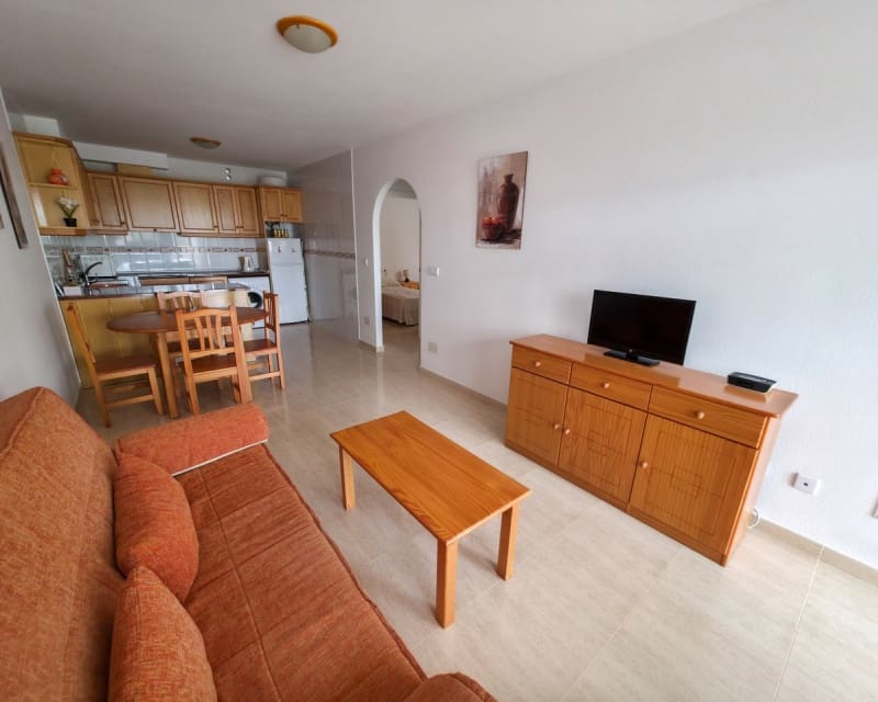 2 Zimmer Apartment zu verkaufen in Villamartin mit Pool Garage - 149.950 € (Ref: 9926415)