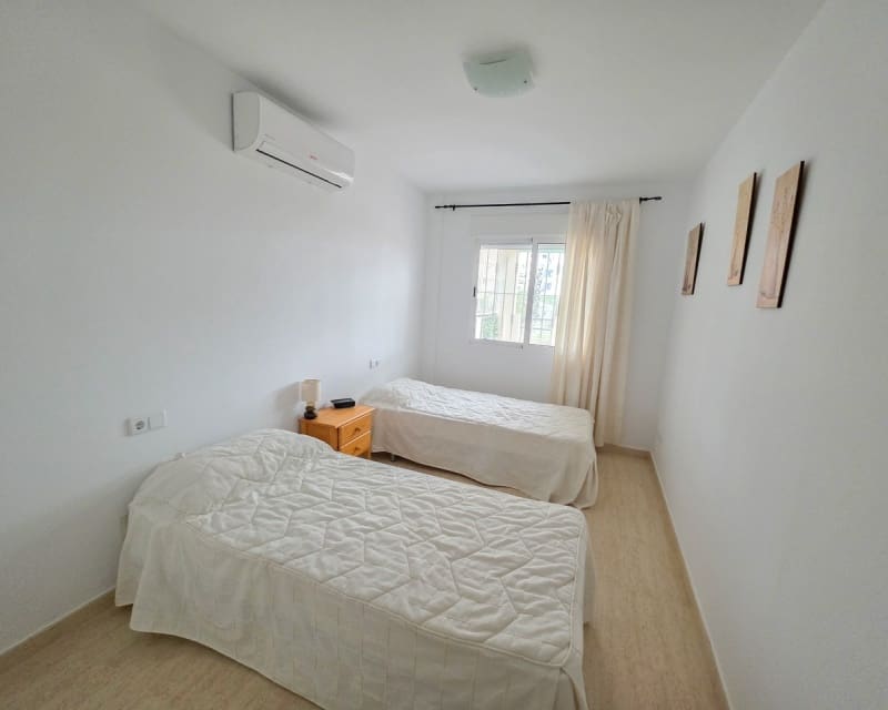 2 Zimmer Apartment zu verkaufen in Villamartin mit Pool Garage - 149.950 € (Ref: 9926415)