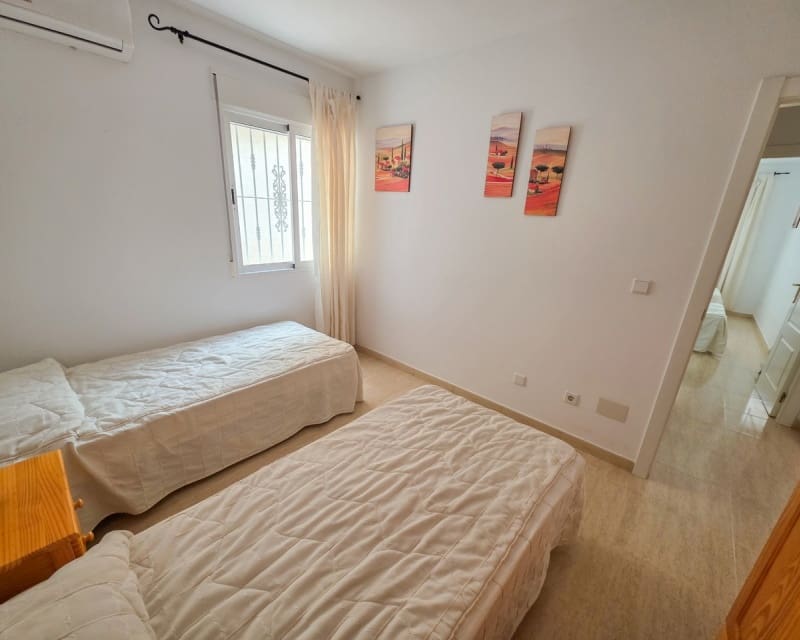 2 Zimmer Apartment zu verkaufen in Villamartin mit Pool Garage - 149.950 € (Ref: 9926415)