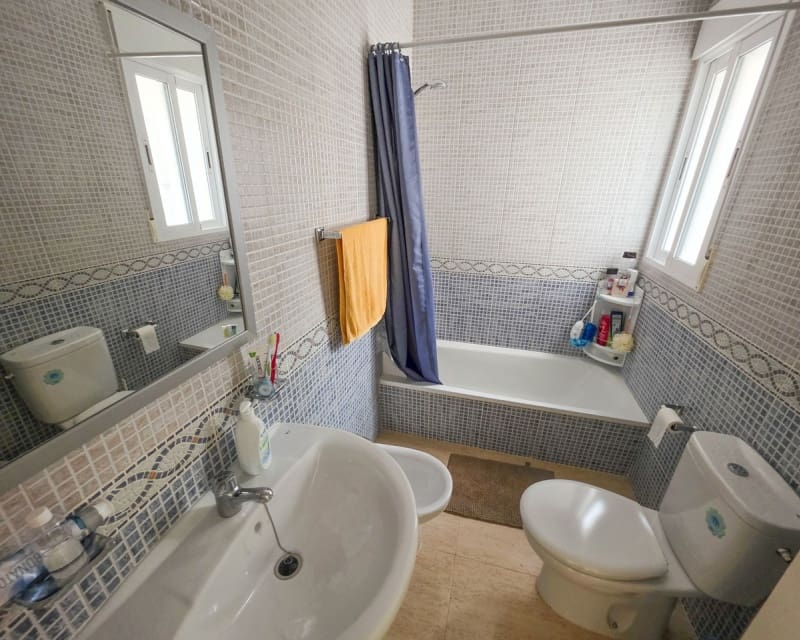 2 Zimmer Apartment zu verkaufen in Villamartin mit Pool Garage - 149.950 € (Ref: 9926415)