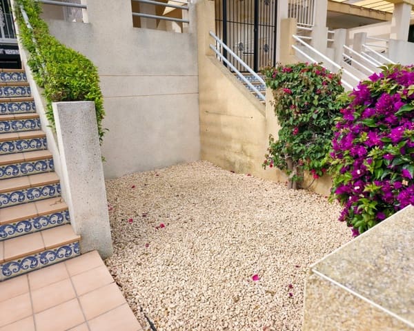 2 Zimmer Apartment zu verkaufen in Villamartin, Orihuela - 149.950 € (Ref: 9926415)
