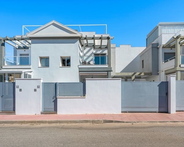 3 soveværelse Byhus til salg i Playa Flamenca, Orihuela med swimmingpool garage - € 329.000 (Ref: 9926418)