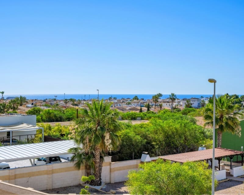 3 soveværelse Byhus til salg i Playa Flamenca med swimmingpool garage - € 329.000 (Ref: 9926418)