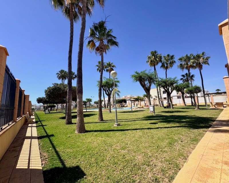 3 sovrum Lägenhet till salu i La Florida med pool - 179 000 € (Ref: 9926420)