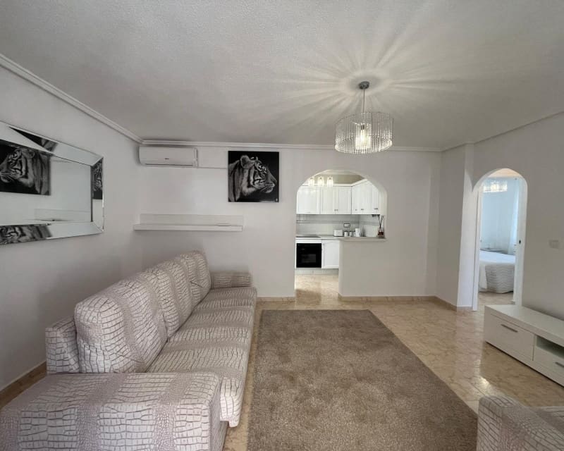 2 Zimmer Bungalow zu verkaufen in Orihuela Costa mit Pool Garage - 209.999 € (Ref: 9926421)