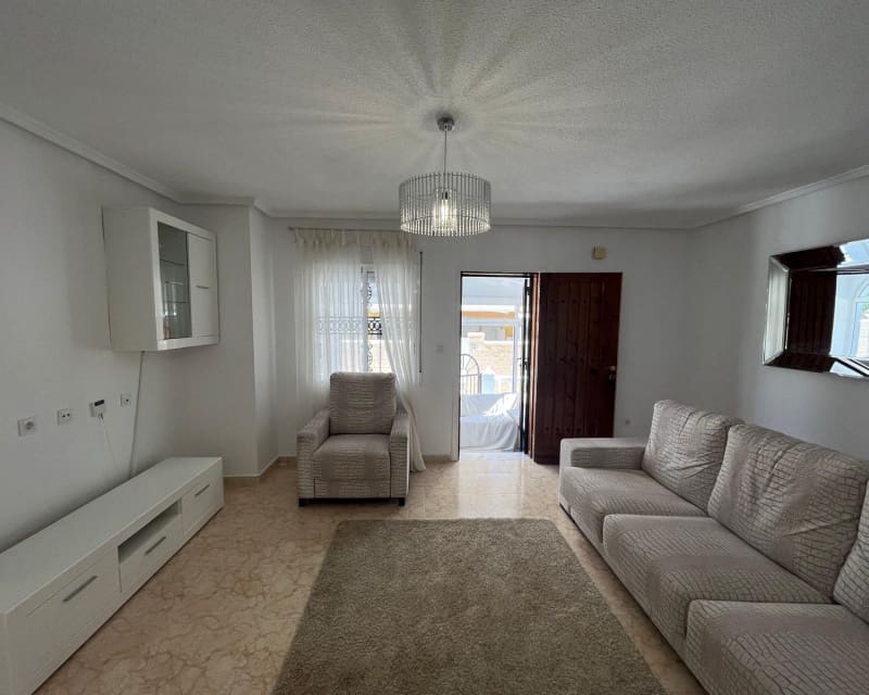 2 Zimmer Bungalow zu verkaufen in Orihuela Costa mit Pool Garage - 209.999 € (Ref: 9926421)