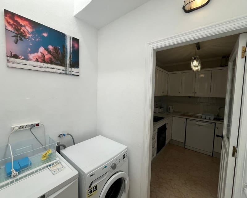 2 Zimmer Bungalow zu verkaufen in Orihuela Costa mit Pool Garage - 209.999 € (Ref: 9926421)