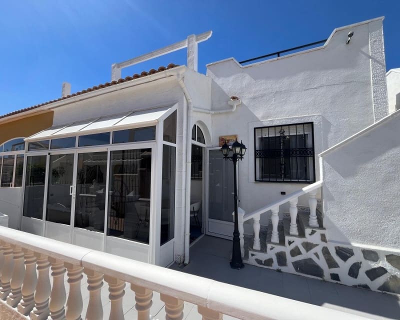 2 Zimmer Bungalow zu verkaufen in Orihuela Costa mit Pool Garage - 209.999 € (Ref: 9926421)