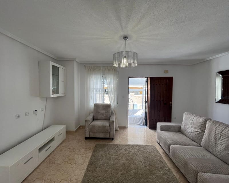 2 Zimmer Bungalow zu verkaufen in Orihuela Costa mit Pool Garage - 209.999 € (Ref: 9926421)