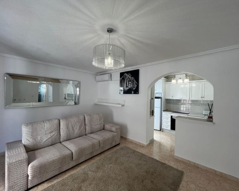 2 Zimmer Bungalow zu verkaufen in Orihuela Costa mit Pool Garage - 209.999 € (Ref: 9926421)