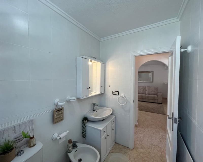 2 Zimmer Bungalow zu verkaufen in Orihuela Costa mit Pool Garage - 209.999 € (Ref: 9926421)