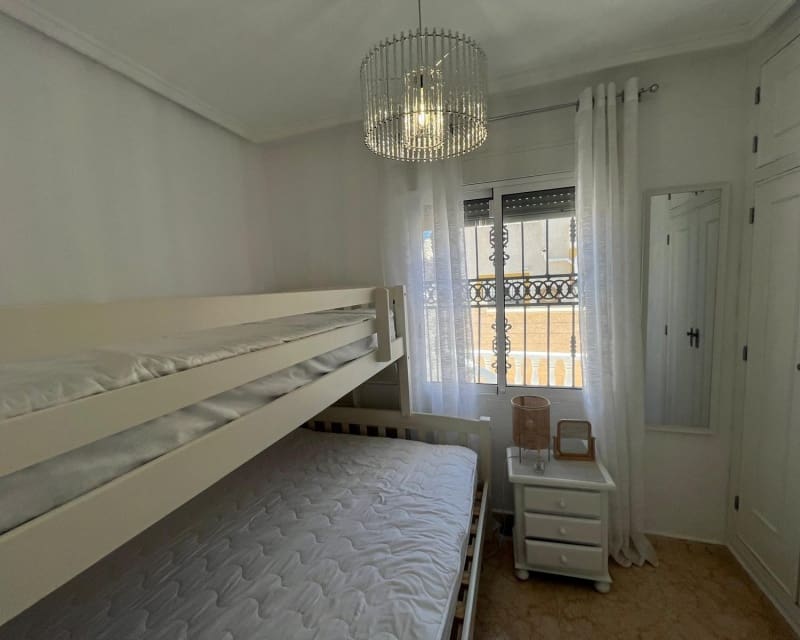 2 Zimmer Bungalow zu verkaufen in Orihuela Costa mit Pool Garage - 209.999 € (Ref: 9926421)