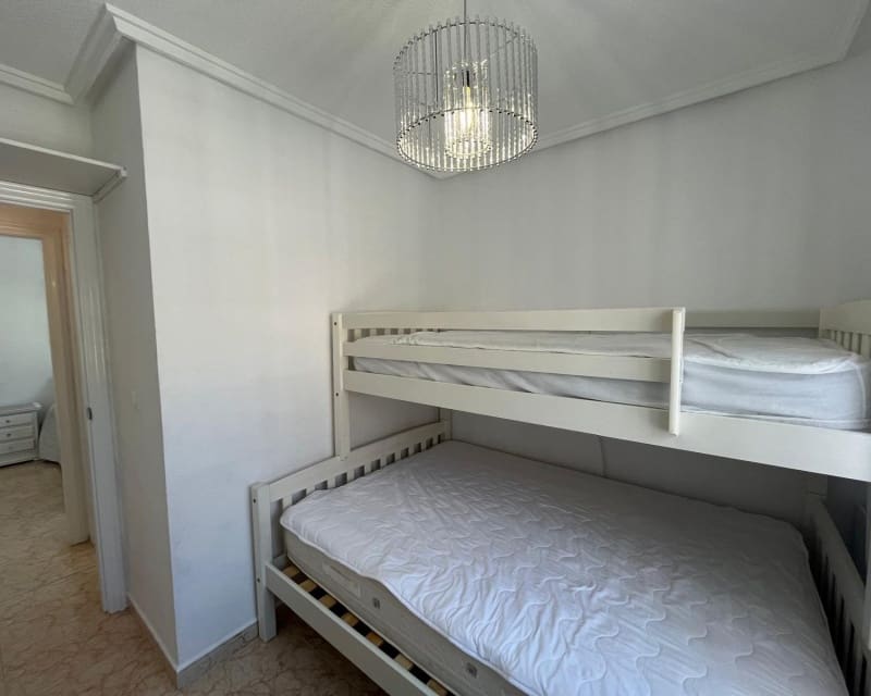 2 Zimmer Bungalow zu verkaufen in Orihuela Costa mit Pool Garage - 209.999 € (Ref: 9926421)