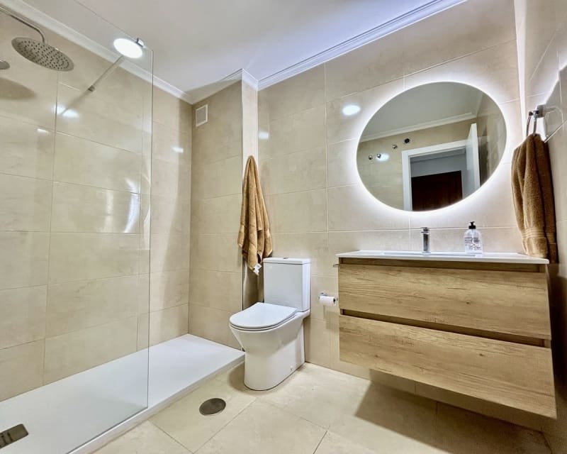 2 chambre Appartement à vendre à Villamartin avec piscine garage - 199 000 € (Ref: 9926424)