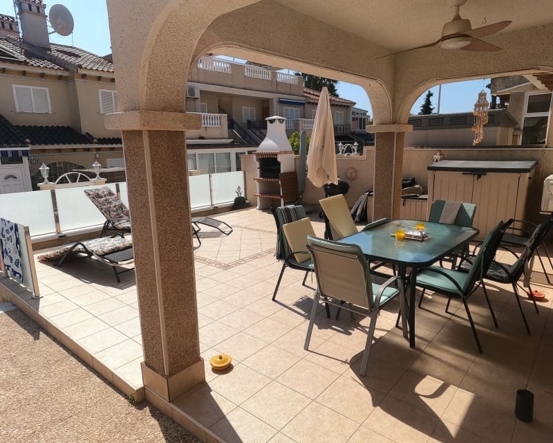 2 bedroom Apartment for sale in Playa Flamenca with pool - € 190,000 (Ref: 9926425)