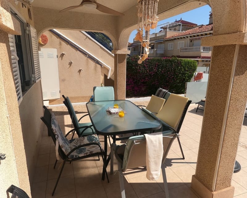2 bedroom Apartment for sale in Playa Flamenca with pool - € 190,000 (Ref: 9926425)