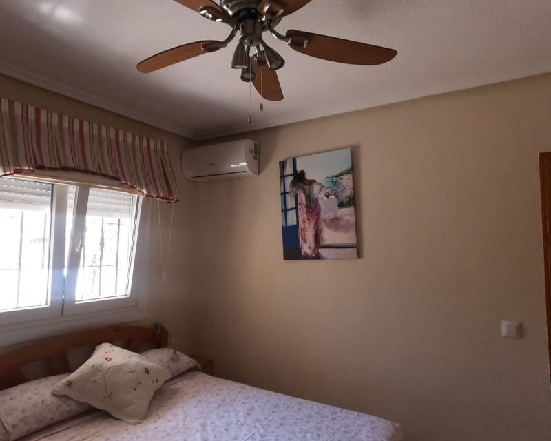 2 bedroom Apartment for sale in Playa Flamenca with pool - € 190,000 (Ref: 9926425)