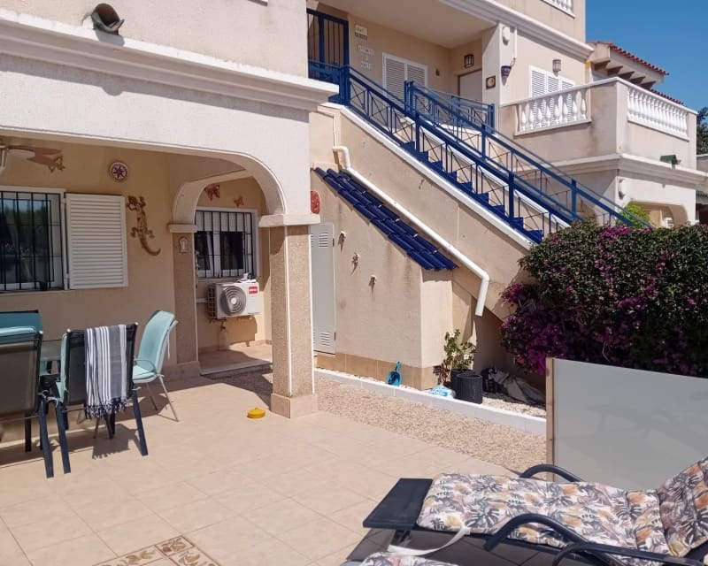 2 bedroom Apartment for sale in Playa Flamenca with pool - € 190,000 (Ref: 9926425)