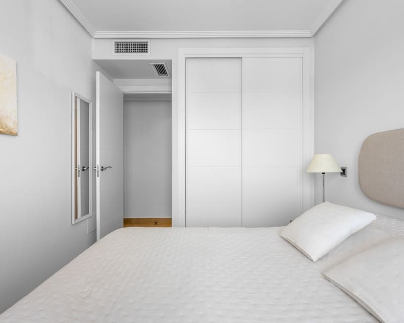 1 slaapkamer Appartement te koop in Los Alcazares met zwembad garage - € 139.000 (Ref: 9926427)