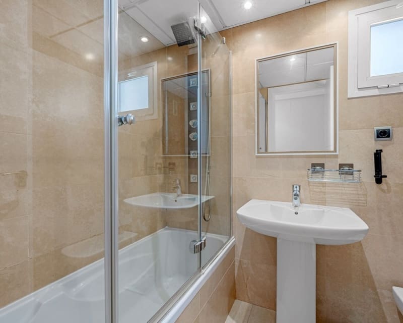 1 slaapkamer Appartement te koop in Los Alcazares met zwembad garage - € 139.000 (Ref: 9926427)