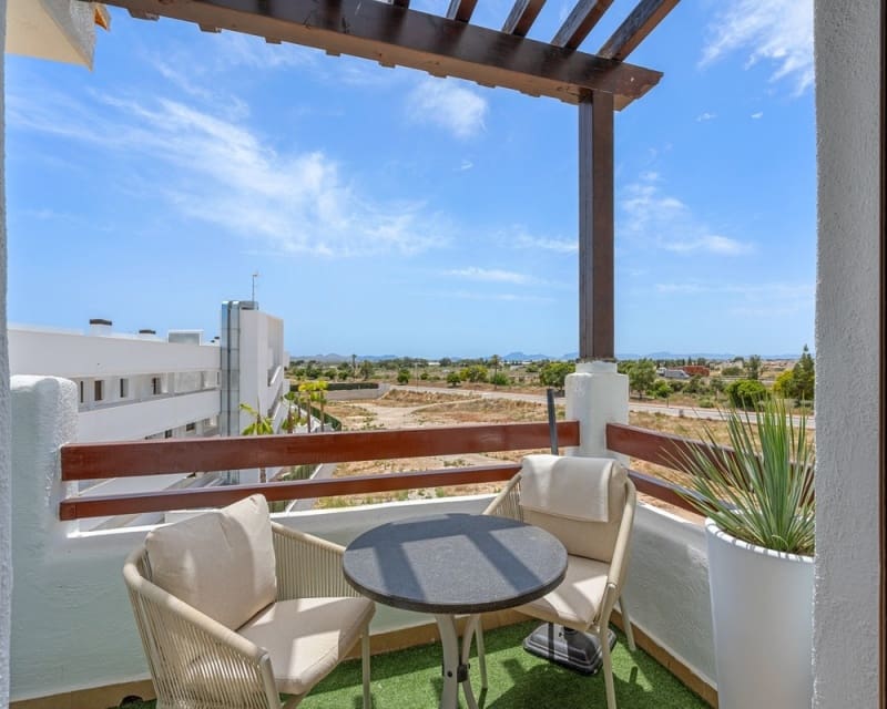 1 slaapkamer Appartement te koop in Los Alcazares met zwembad garage - € 139.000 (Ref: 9926427)