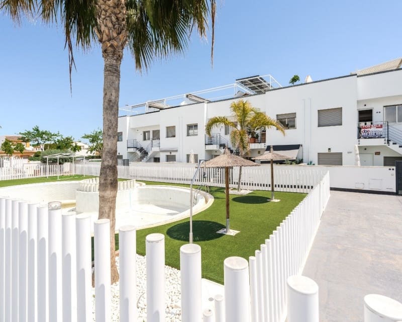 2 soveværelse Lejlighed til salg i Torre de la Horadada med swimmingpool - € 224.000 (Ref: 9926428)