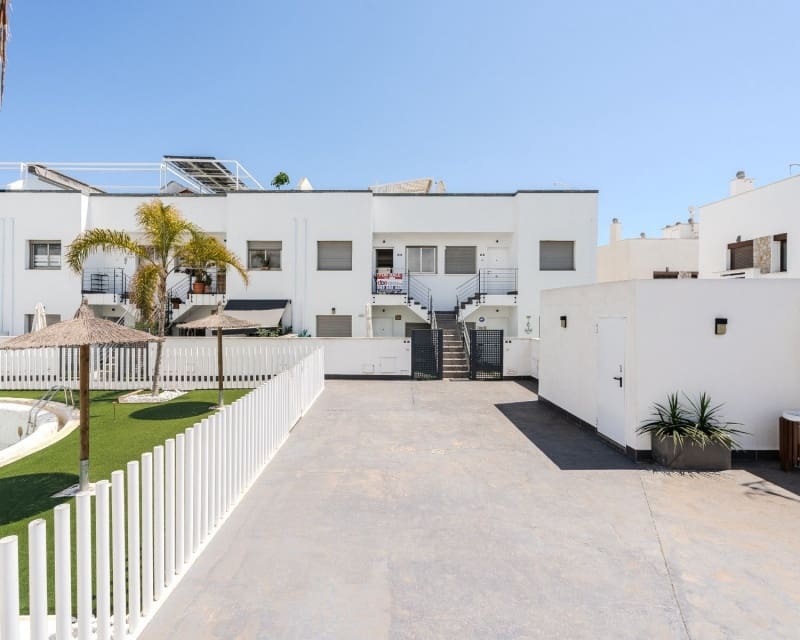 2 soveværelse Lejlighed til salg i Torre de la Horadada med swimmingpool - € 224.000 (Ref: 9926428)