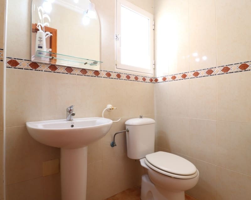 3 slaapkamer Villa te koop in San Miguel de Salinas met zwembad garage - € 259.950 (Ref: 9926430)