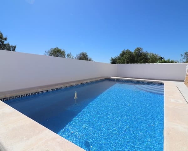3 slaapkamer Villa te koop in San Miguel de Salinas met zwembad garage - € 259.950 (Ref: 9926430)
