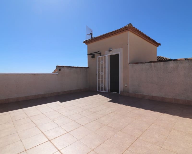3 slaapkamer Villa te koop in San Miguel de Salinas met zwembad garage - € 259.950 (Ref: 9926430)