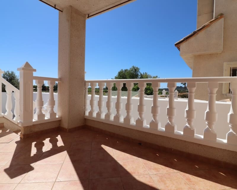 3 slaapkamer Villa te koop in San Miguel de Salinas met zwembad garage - € 259.950 (Ref: 9926430)