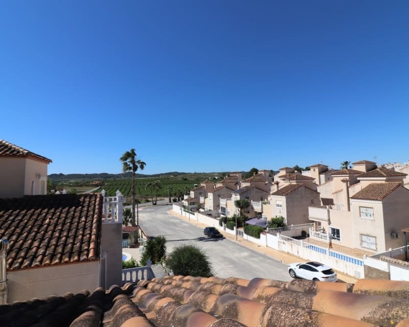 3 slaapkamer Villa te koop in San Miguel de Salinas met zwembad garage - € 259.950 (Ref: 9926430)