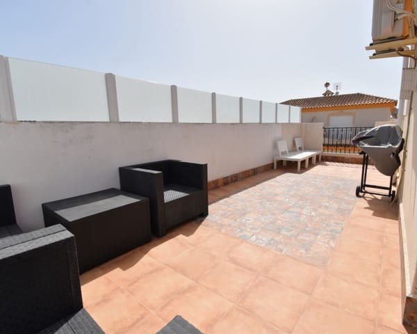 2 soveværelse Villa til salg i Playa Flamenca, Orihuela med swimmingpool garage - € 225.000 (Ref: 9926432)
