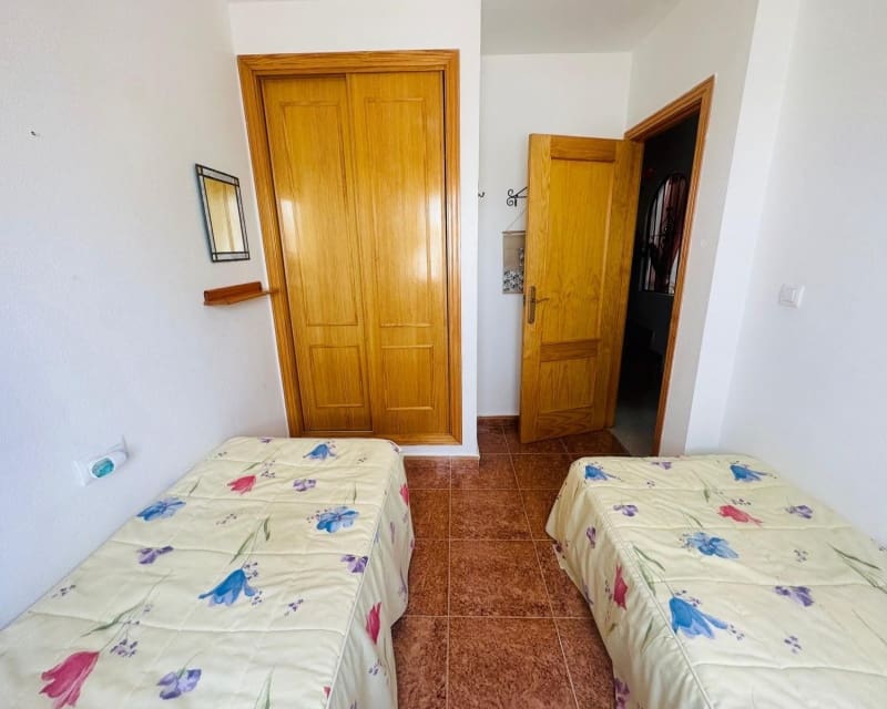 3 Zimmer Villa zu verkaufen in Los Montesinos mit Pool - 179.000 € (Ref: 9926435)